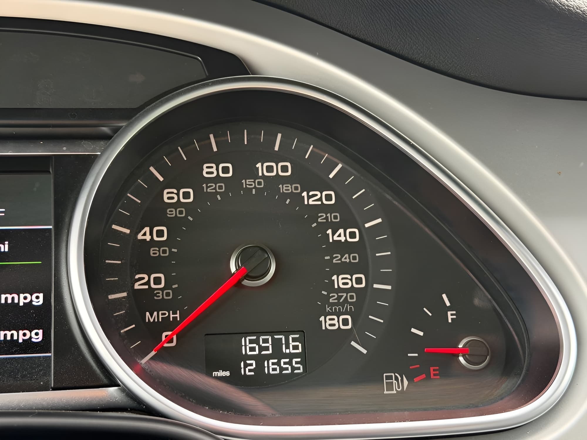 Vehicle photo