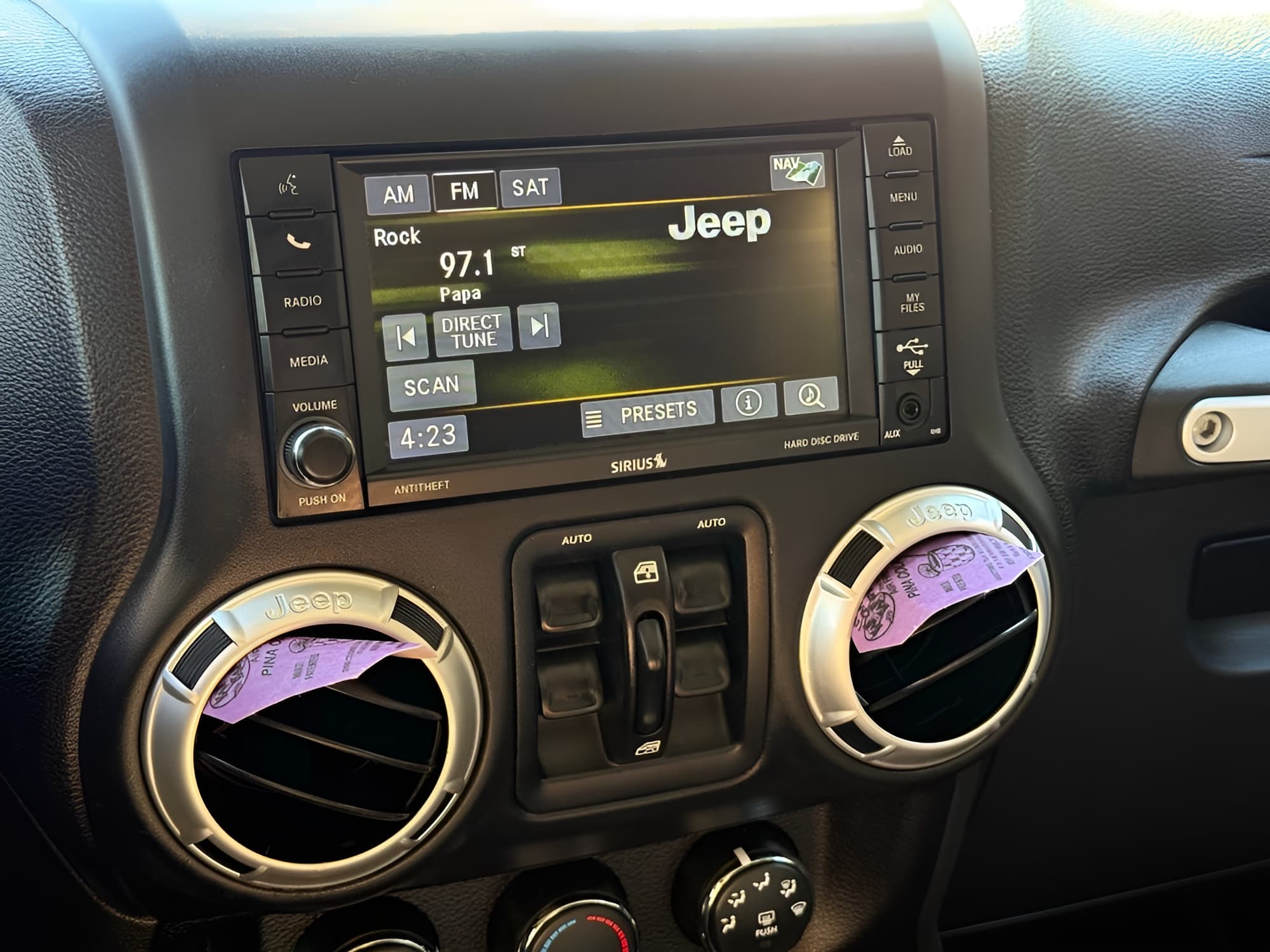 Vehicle photo