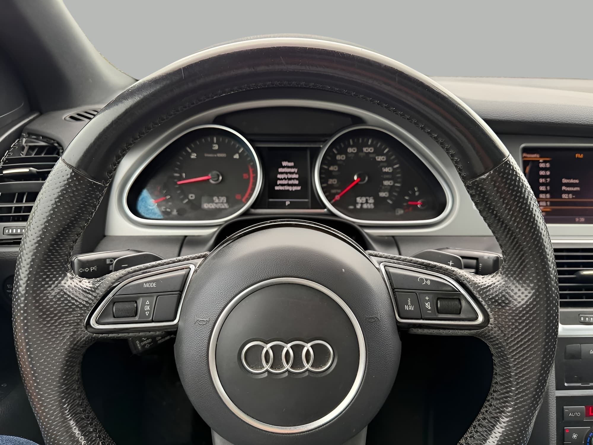 Vehicle photo