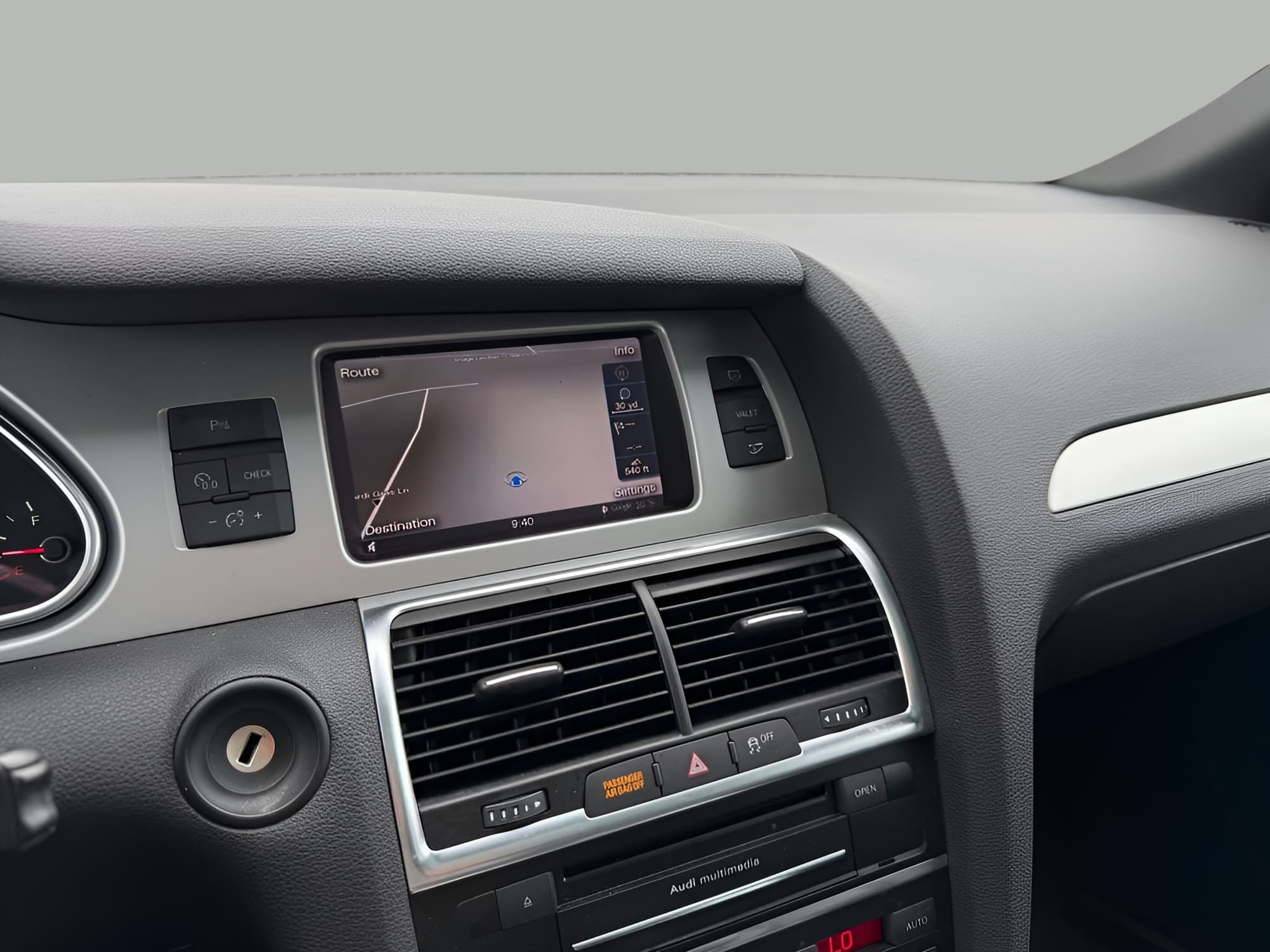 Vehicle photo
